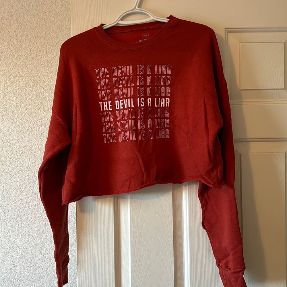 Cropped women’s crew neck sweatshirt